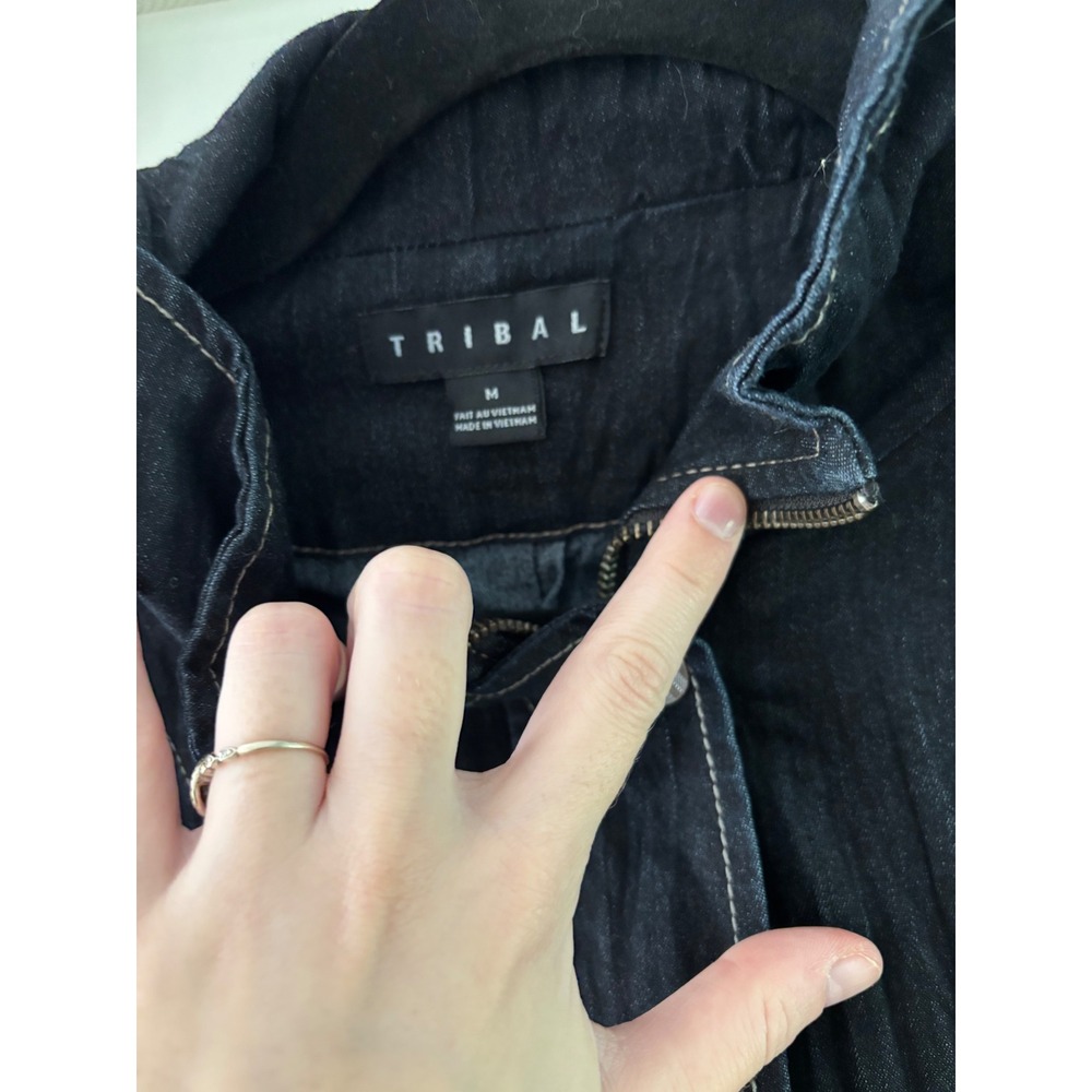 Tribal Women's Denim Dark‎ wash Crinkled Textured Jacket Button Collared Medium - Picture 3 of 7